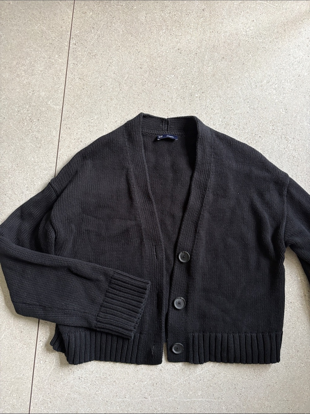 Gap black shaker stitch sweater button up cardigan
